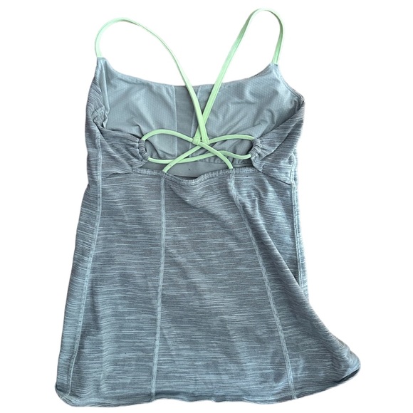 LULULEMON Flow And Go Strappy Open Back Bra Tank Top Gray Stripe Size 6 - Picture 1 of 4